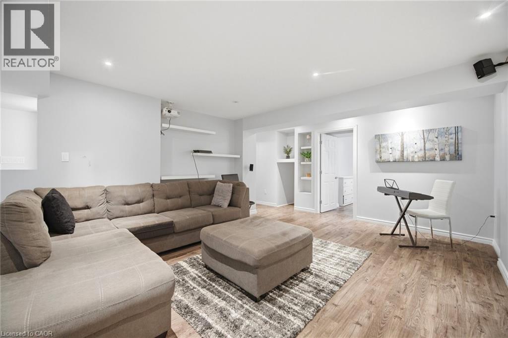 58 DOON CREEK Street - 43