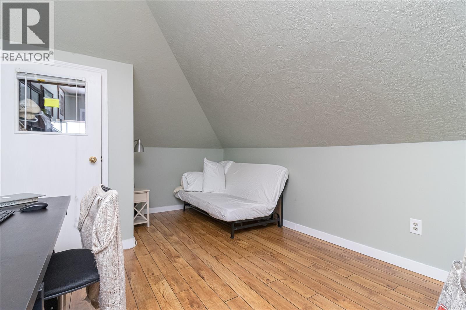 2920 Shakespeare St - 29