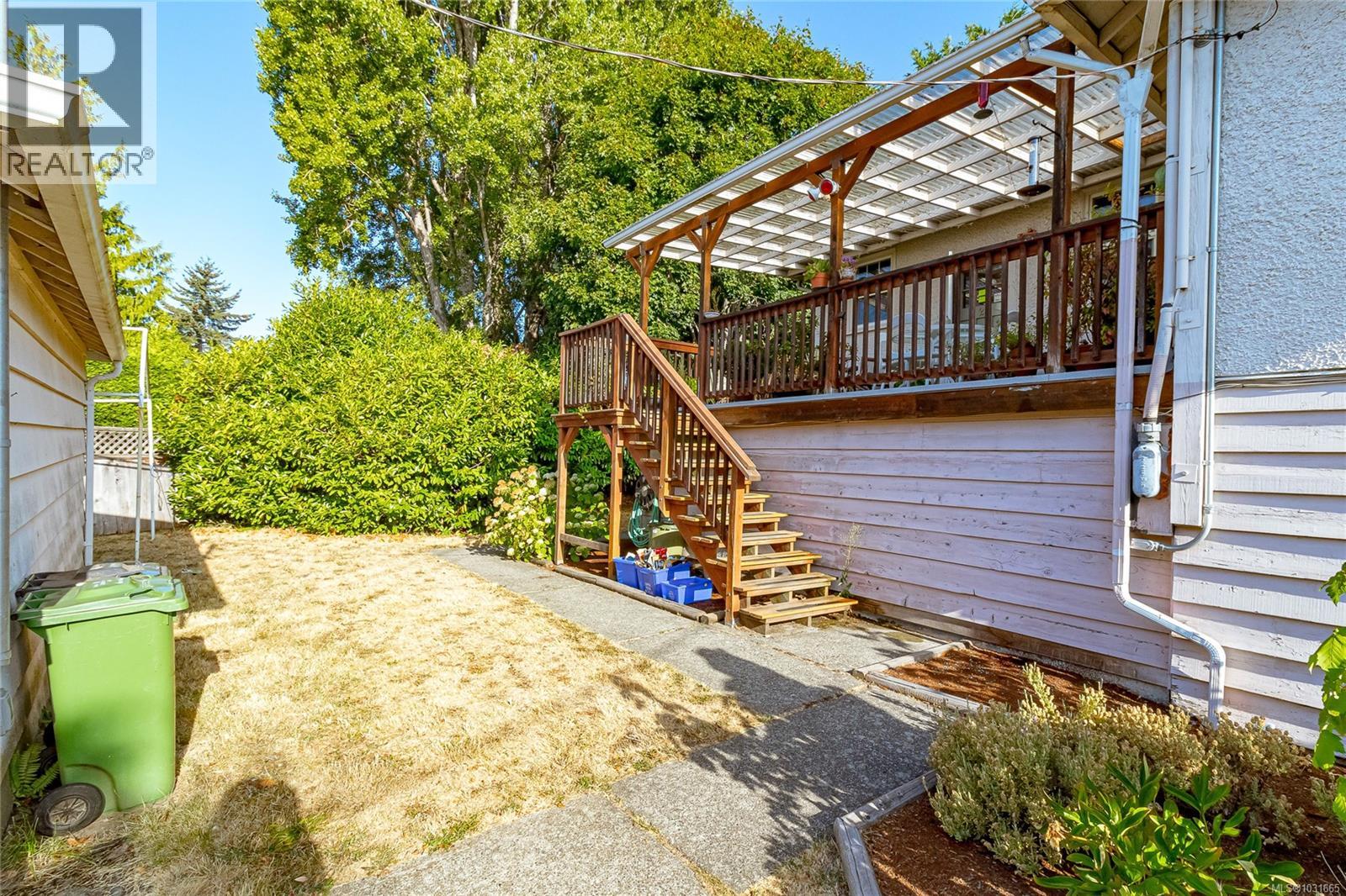 2920 Shakespeare St - 44