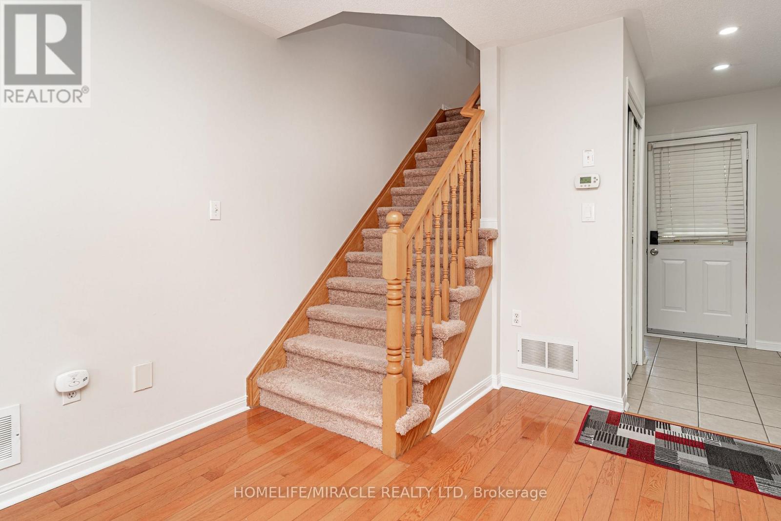 55 KEATS TERRACE - 17