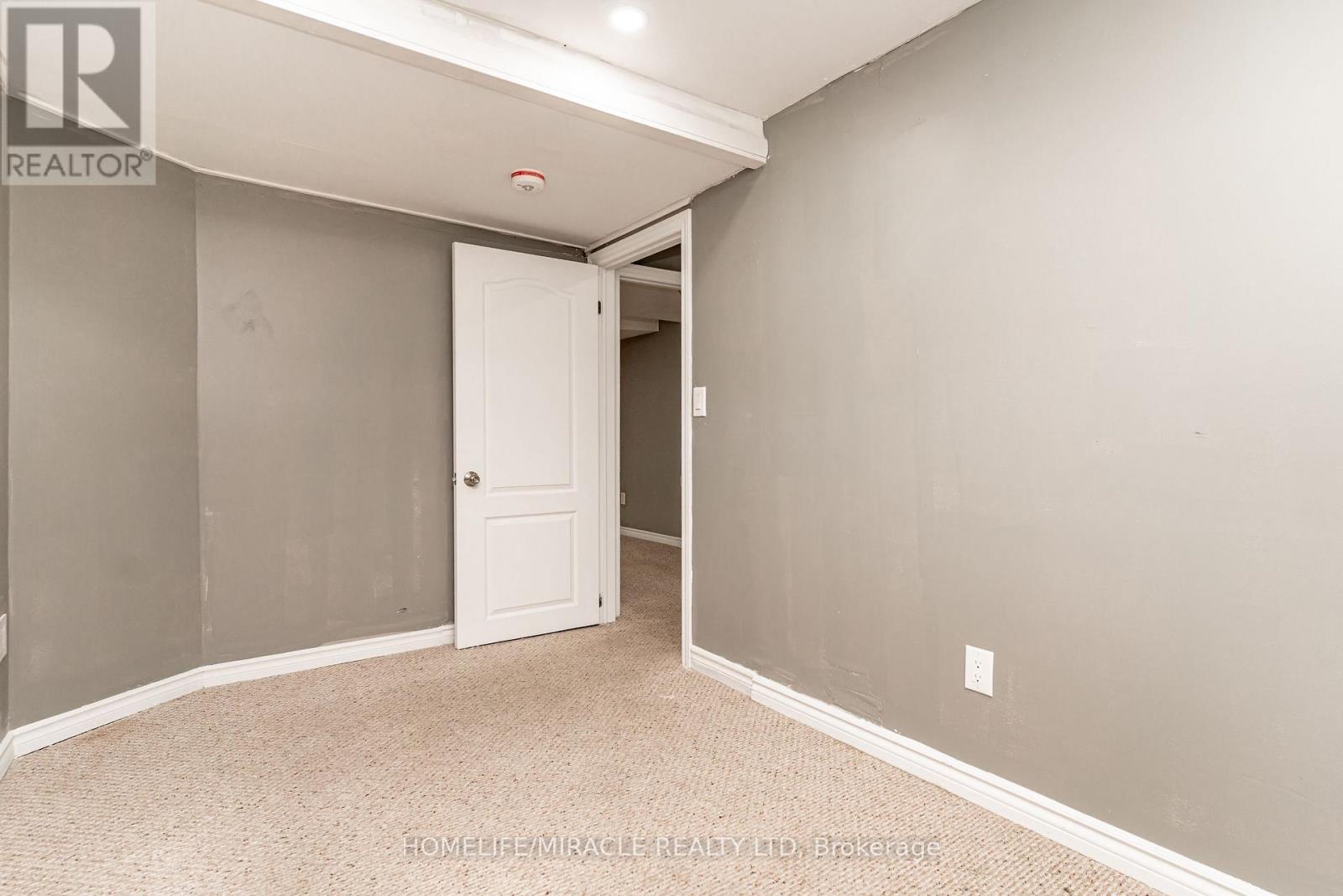 55 KEATS TERRACE - Image 34
