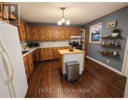 205 Winstanley Street, North Perth, ON N0K1P0 Photo 18