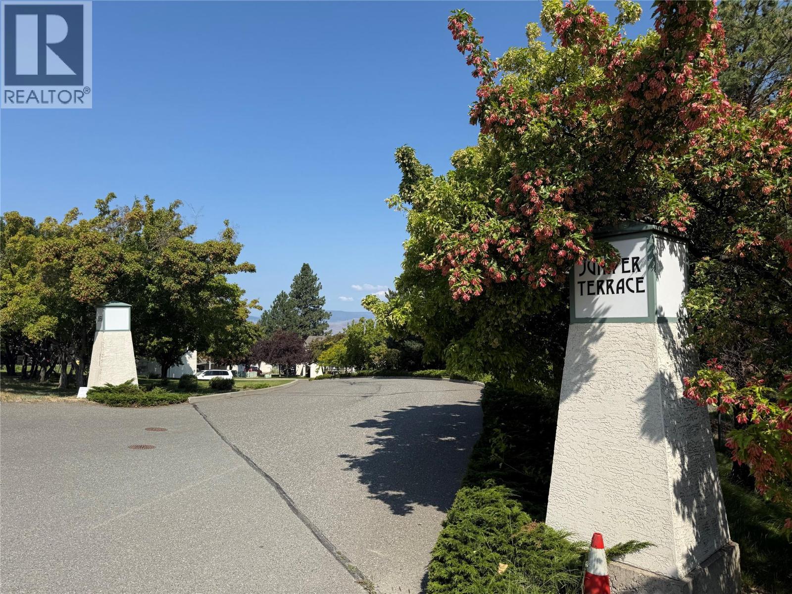 #19 2050 Qu’appelle Boulevard - 1