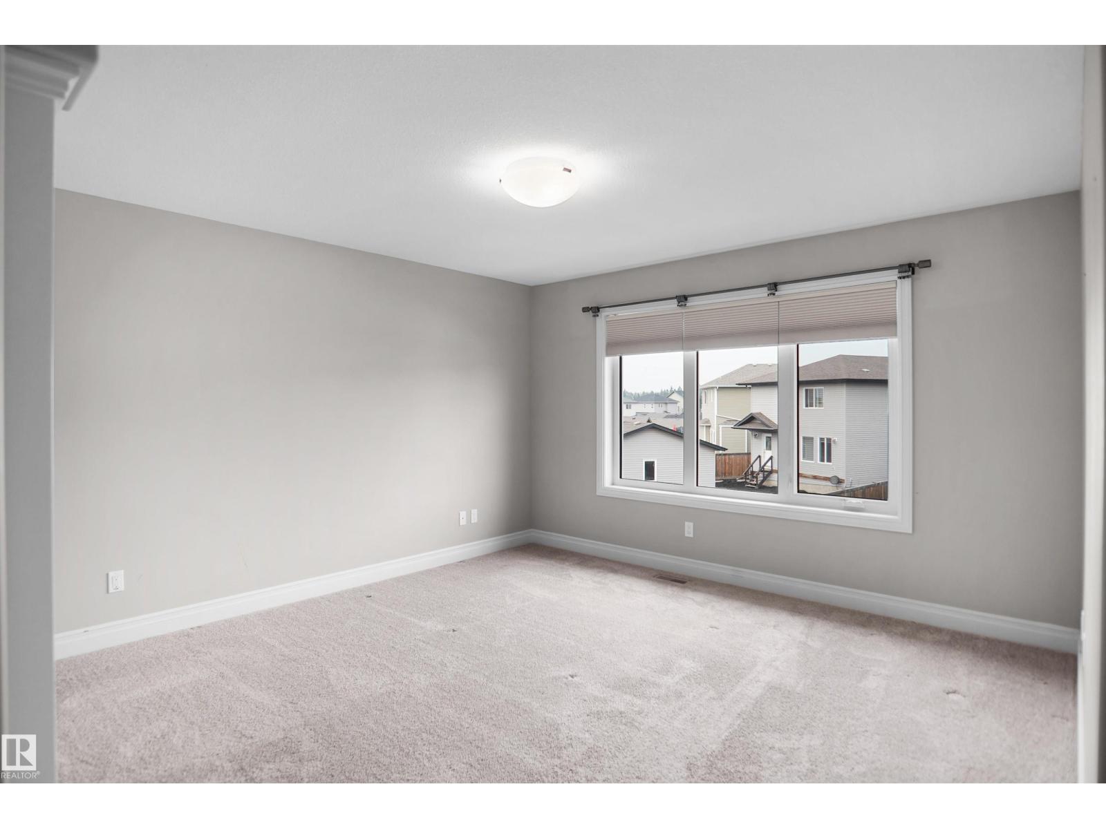 138 HENDERSON LI - Image 29