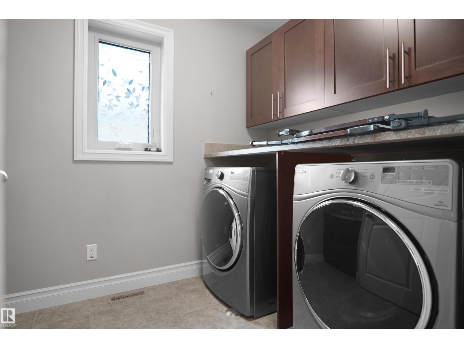 138 HENDERSON LI - Image 43