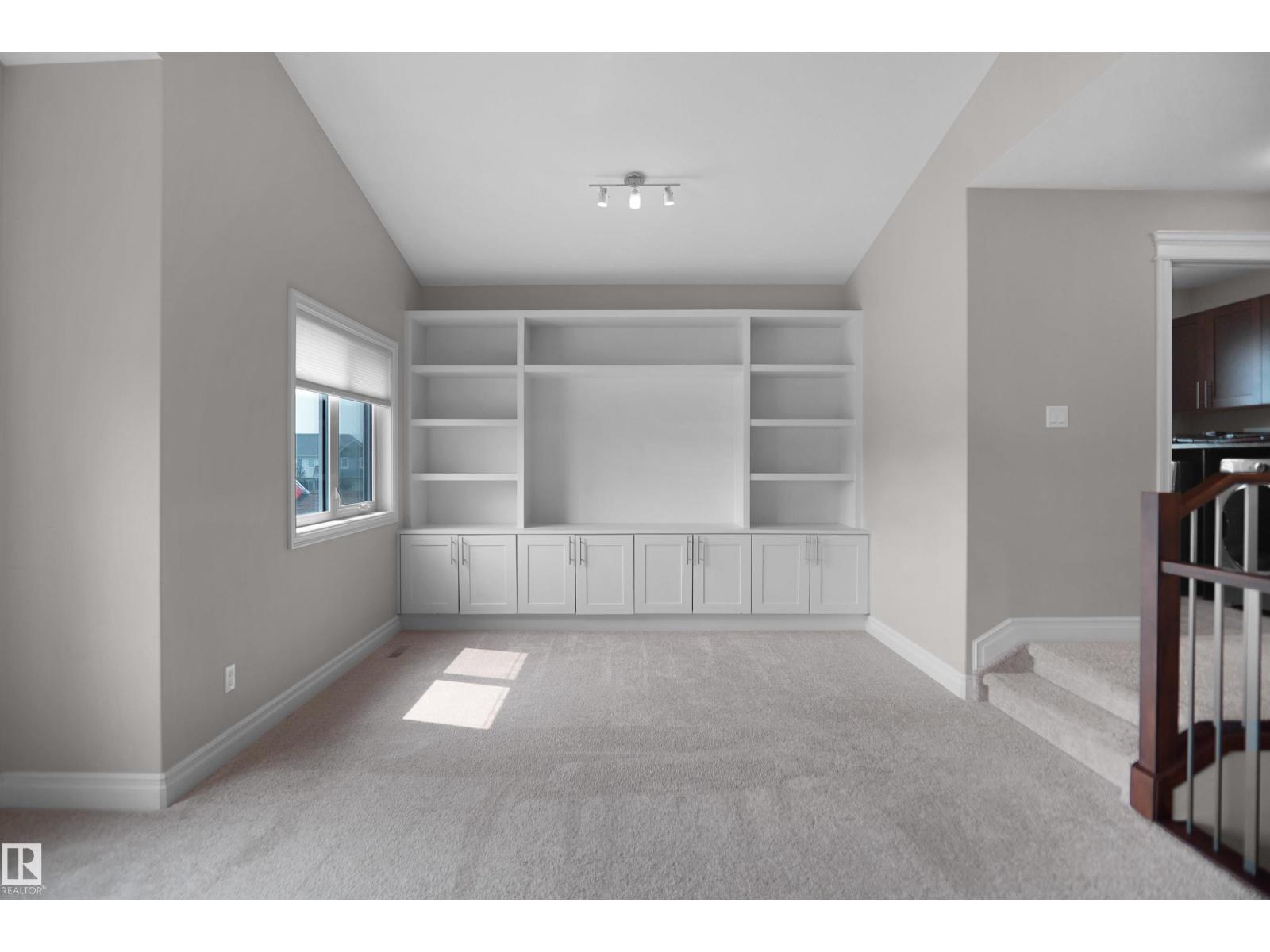 138 HENDERSON LI - Image 28