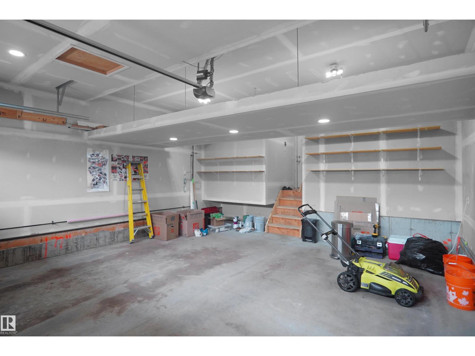 138 HENDERSON LI - Image 55