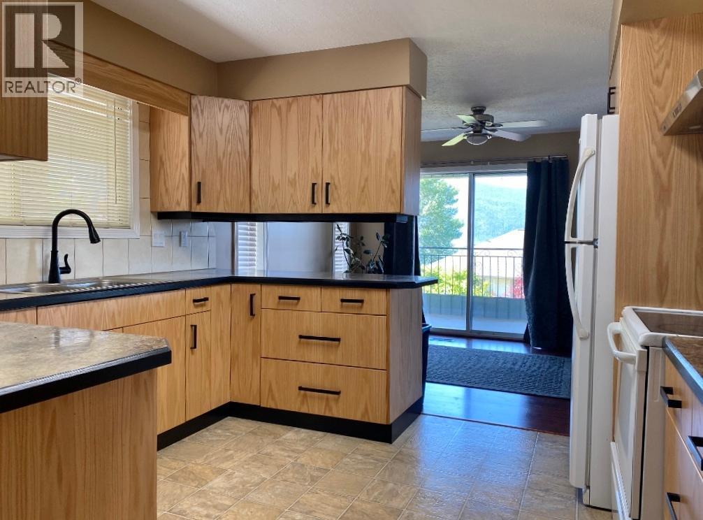 7437 VALLEY HEIGHTS Drive - 3