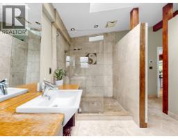 712 Shaw Avenue, Coquitlam, BC V3K2R6 Photo 18