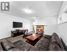 712 Shaw Avenue, Coquitlam, BC V3K2R6 Photo 27