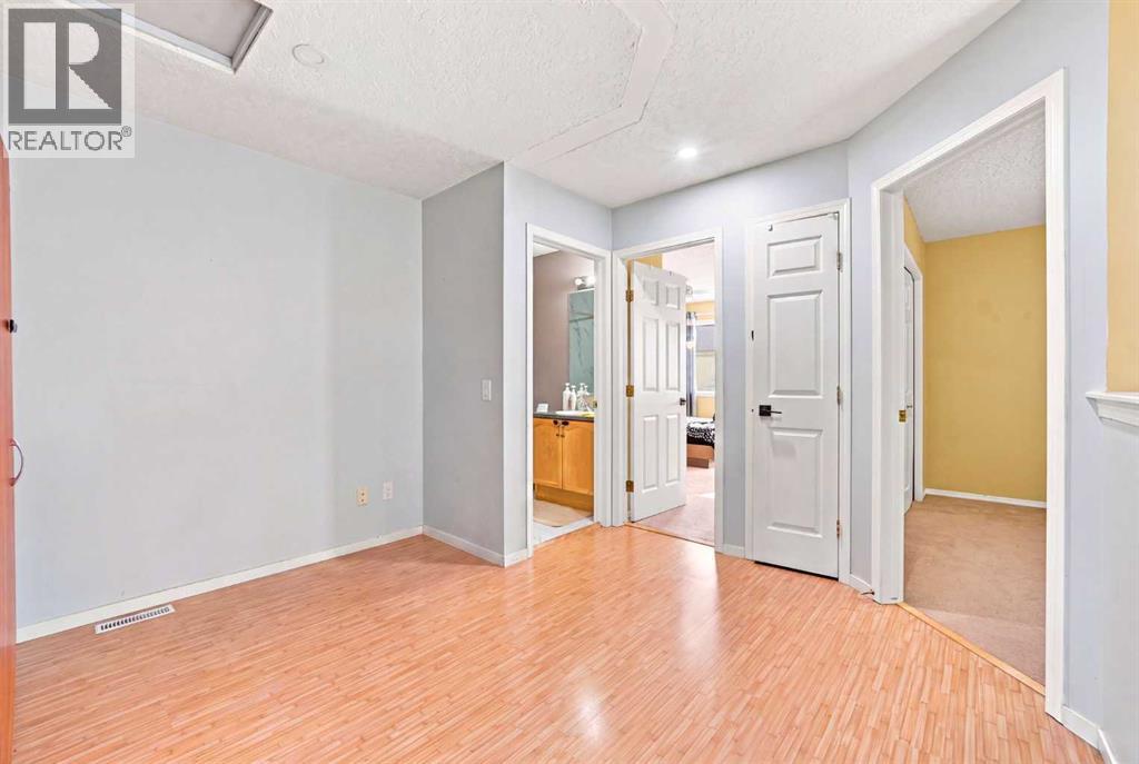 278 Martha's Manor NE - Image 20