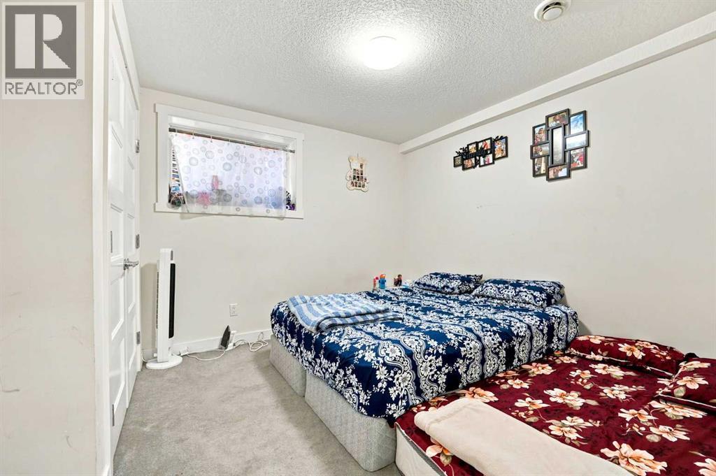 278 Martha's Manor NE - Image 35