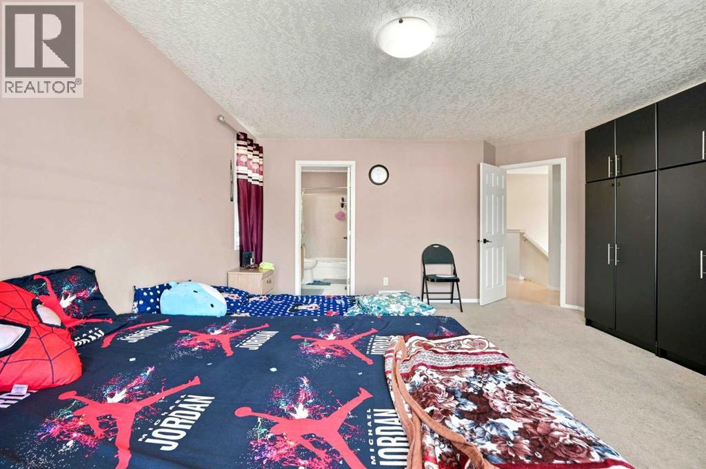 278 Martha's Manor NE - Image 24