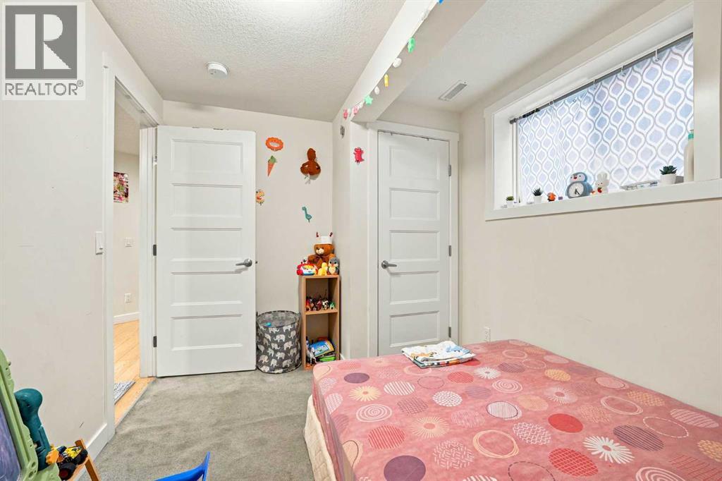 278 Martha's Manor NE - Image 41