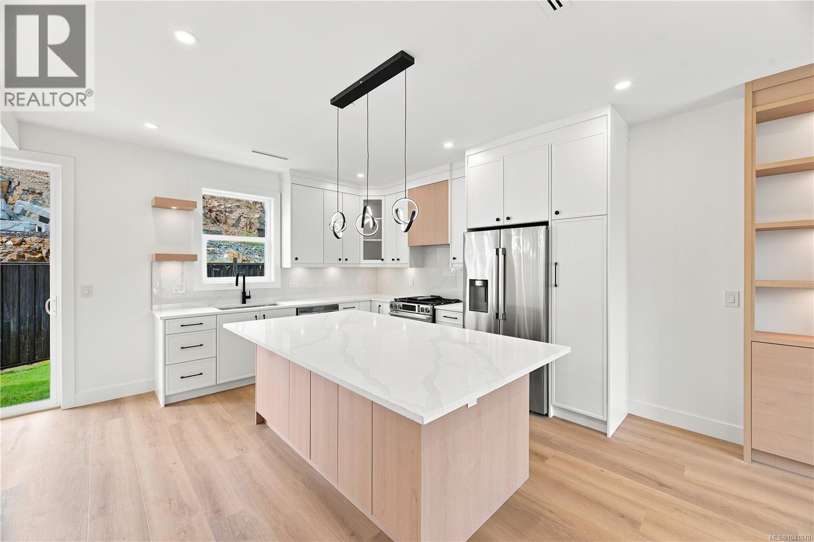 836 BLACKBIRD Pl - 7