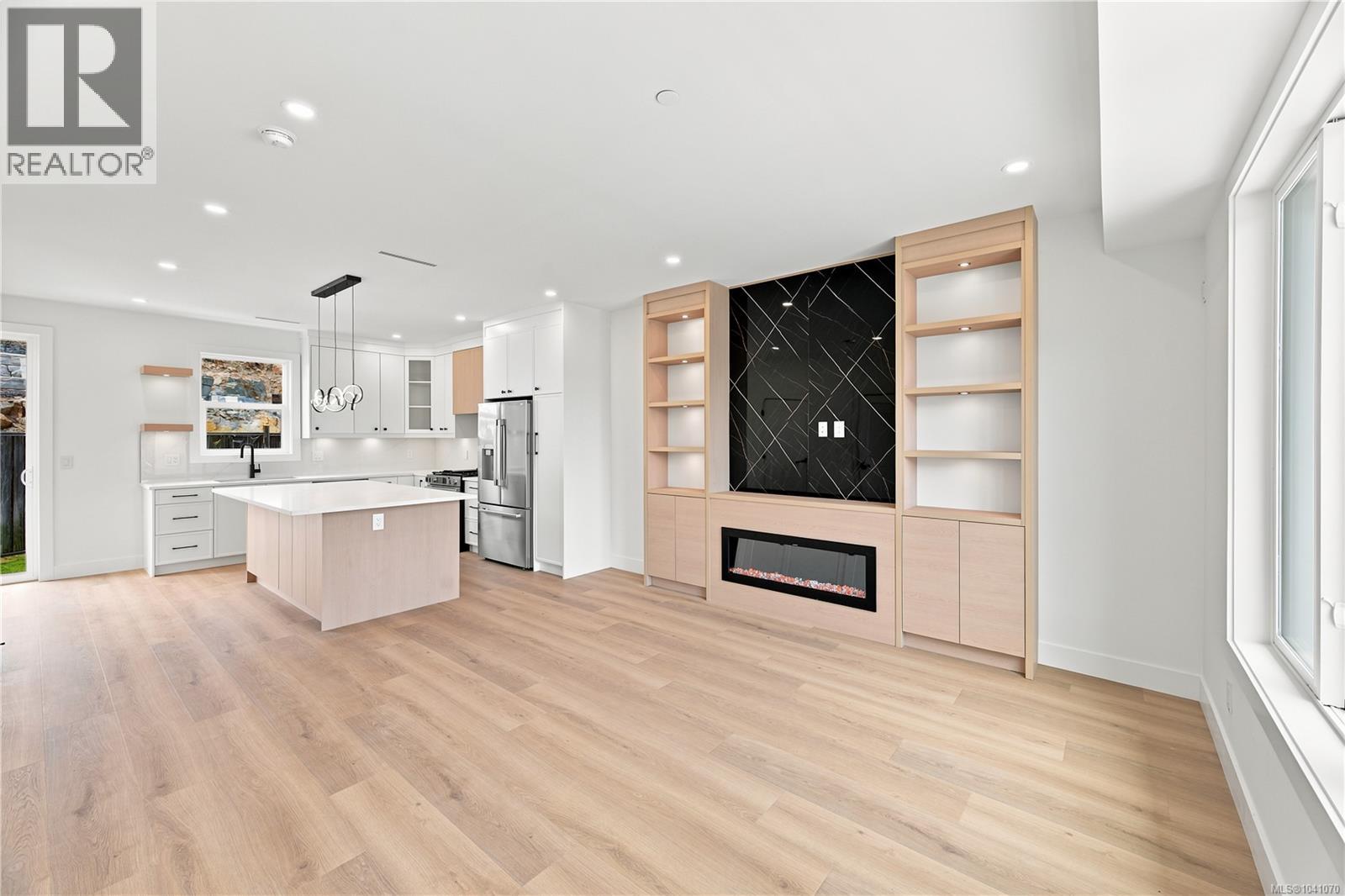 836 BLACKBIRD Pl - 13