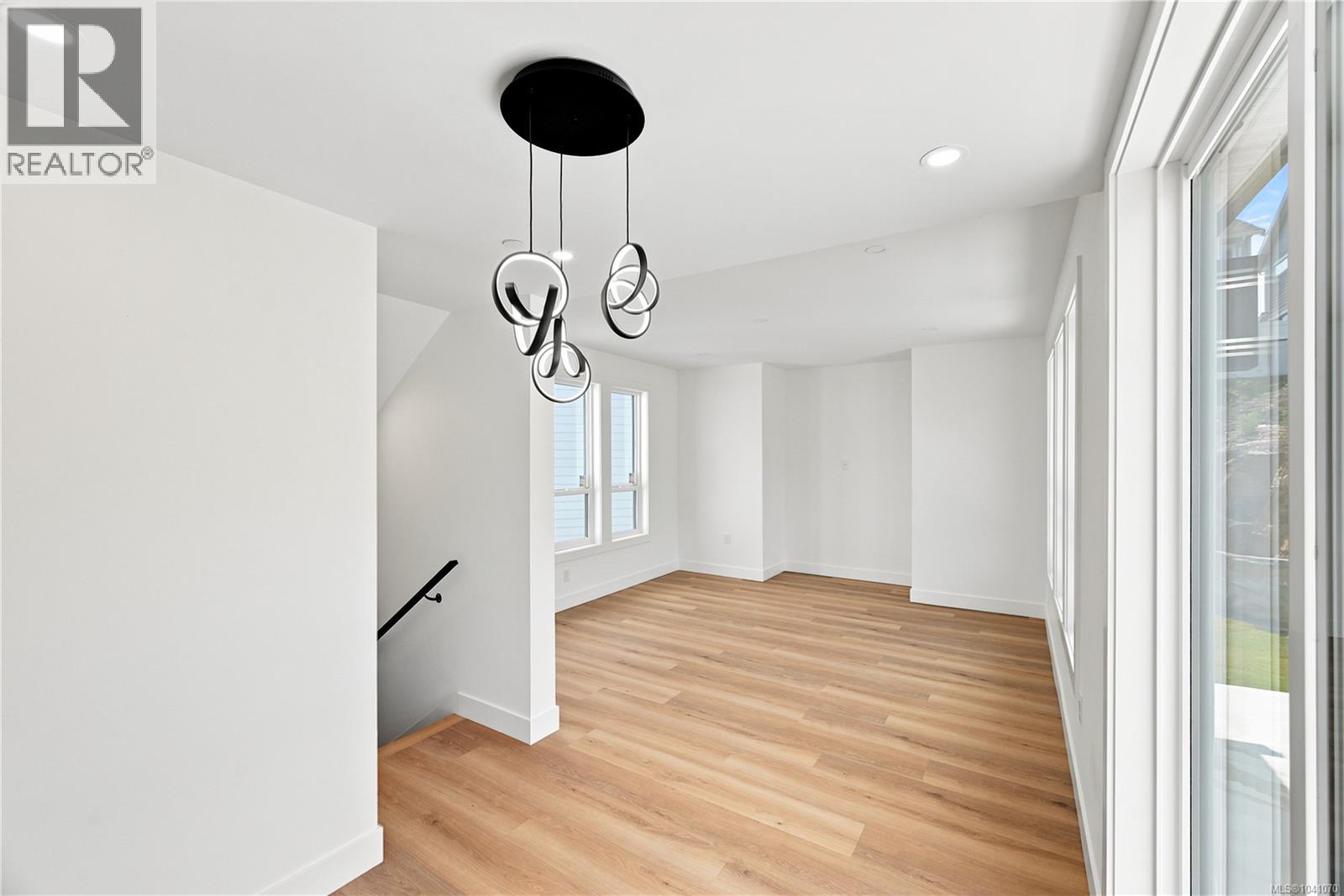 836 BLACKBIRD Pl - 18