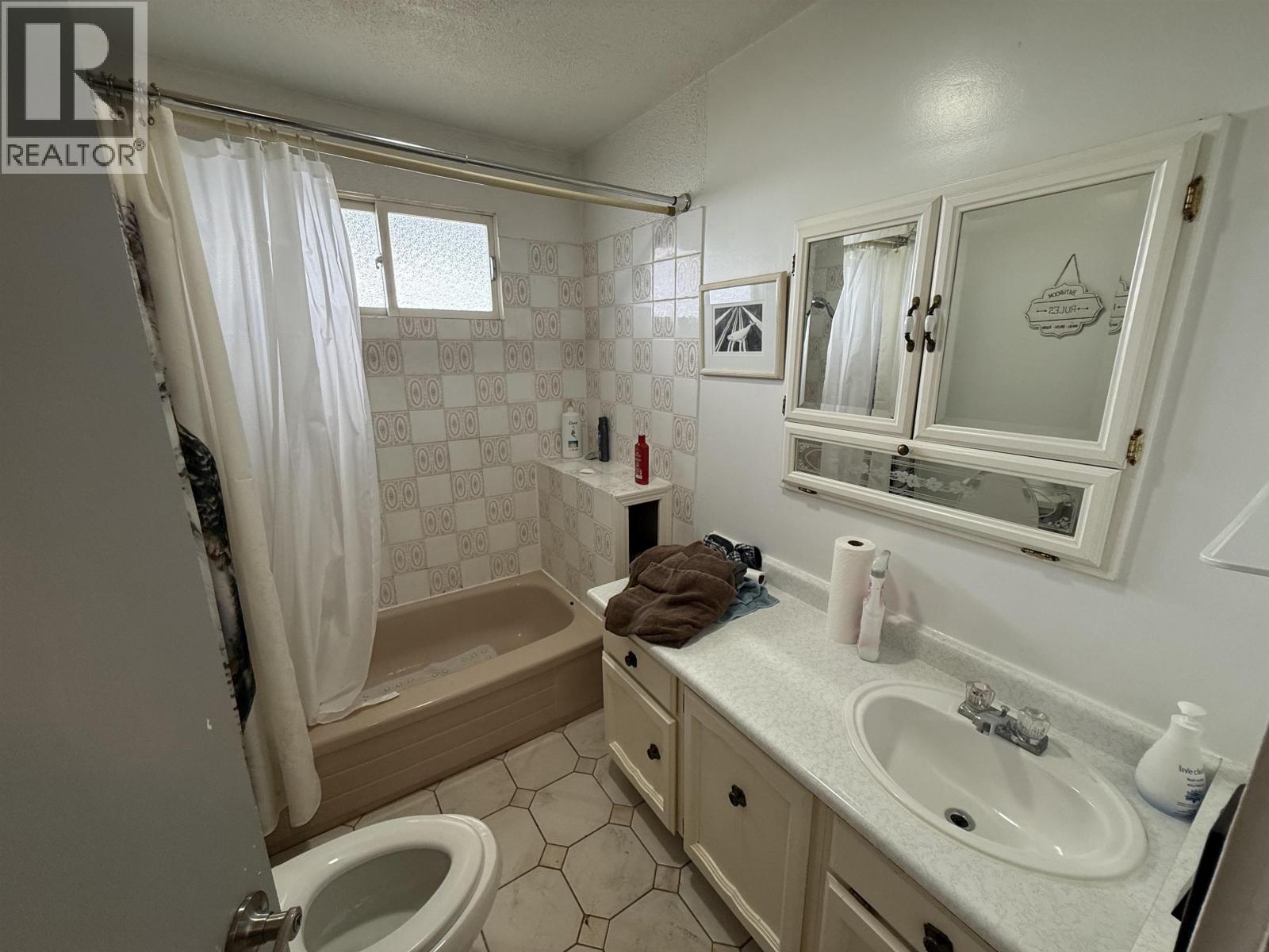 1135 20TH AVENUE, Prince George - Image 1