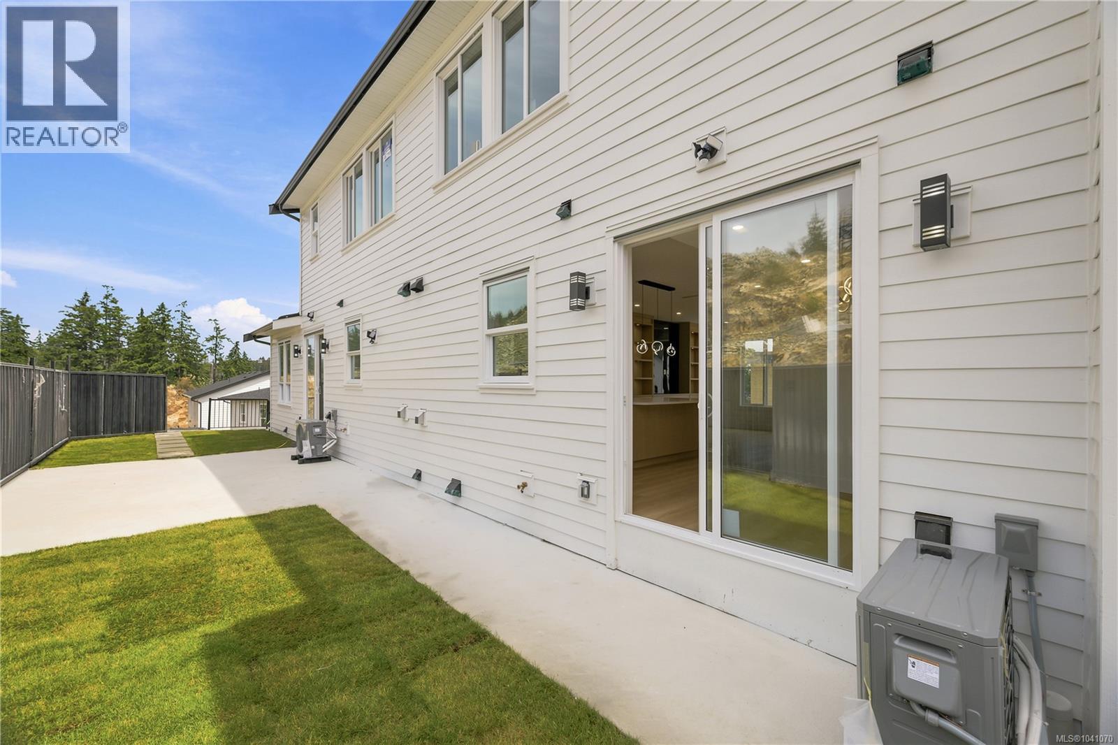 836 BLACKBIRD Pl - Image 37