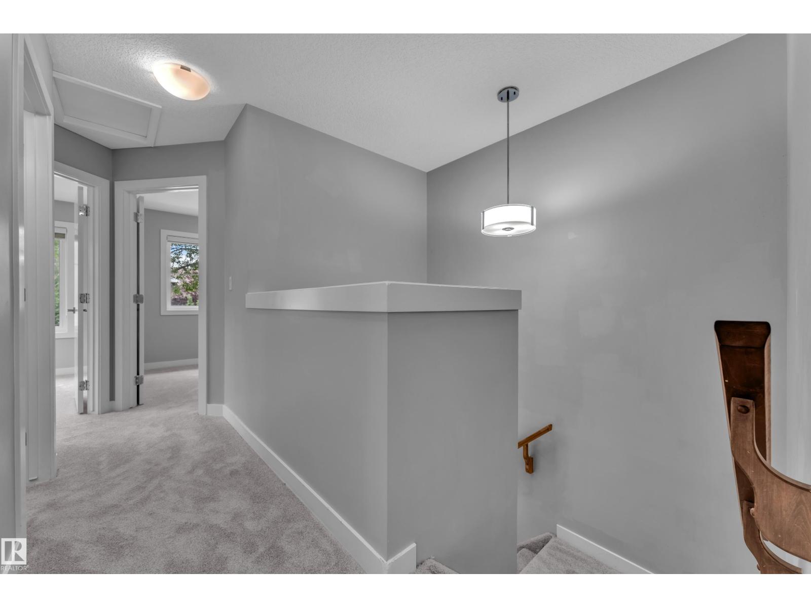 12221 117 AV NW - Image 13