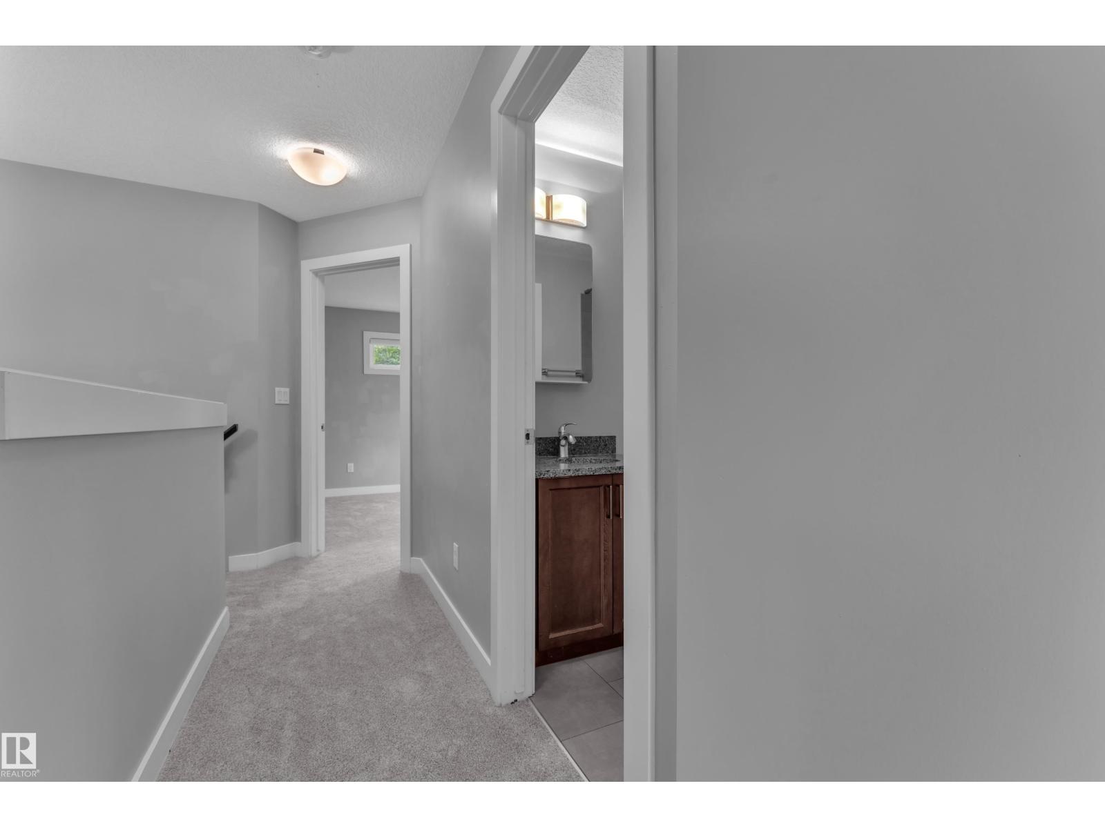 12221 117 AV NW - Image 21