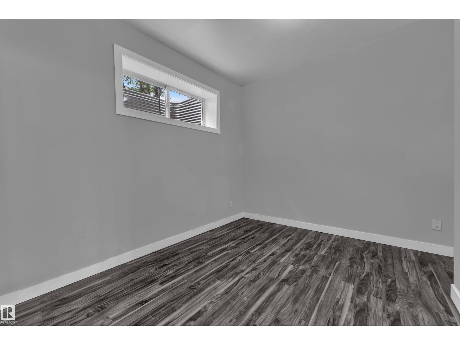 12221 117 AV NW - 27