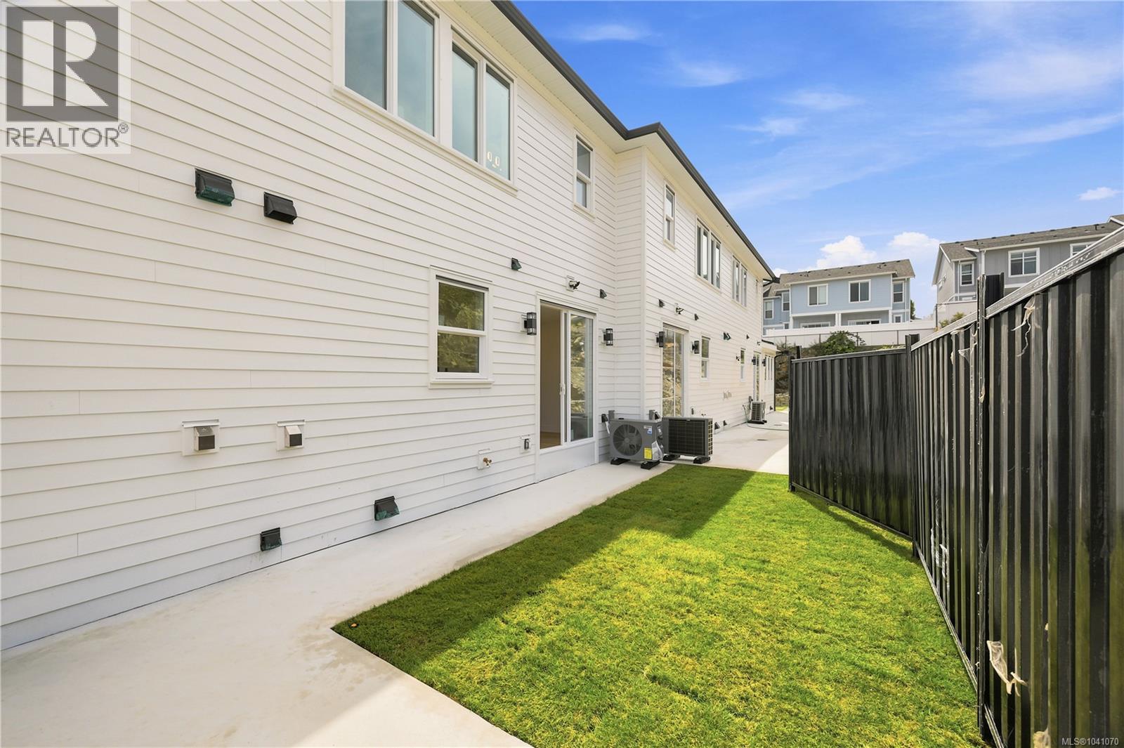 836 BLACKBIRD Pl - Image 36