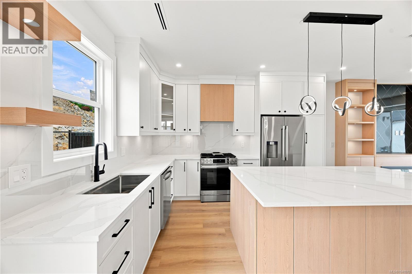 836 BLACKBIRD Pl - 5