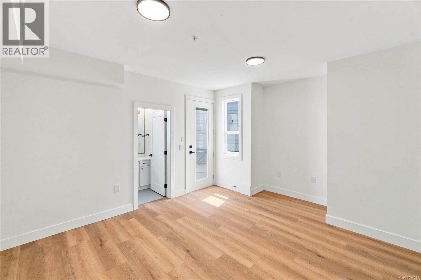 840 BLACKBIRD Pl - Image 33