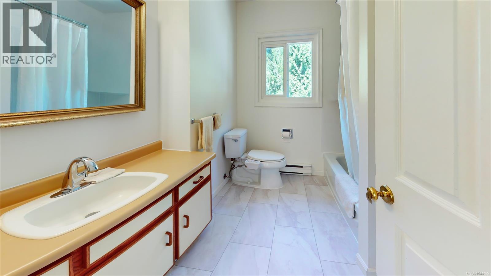 1420 Campbell Rd - 27