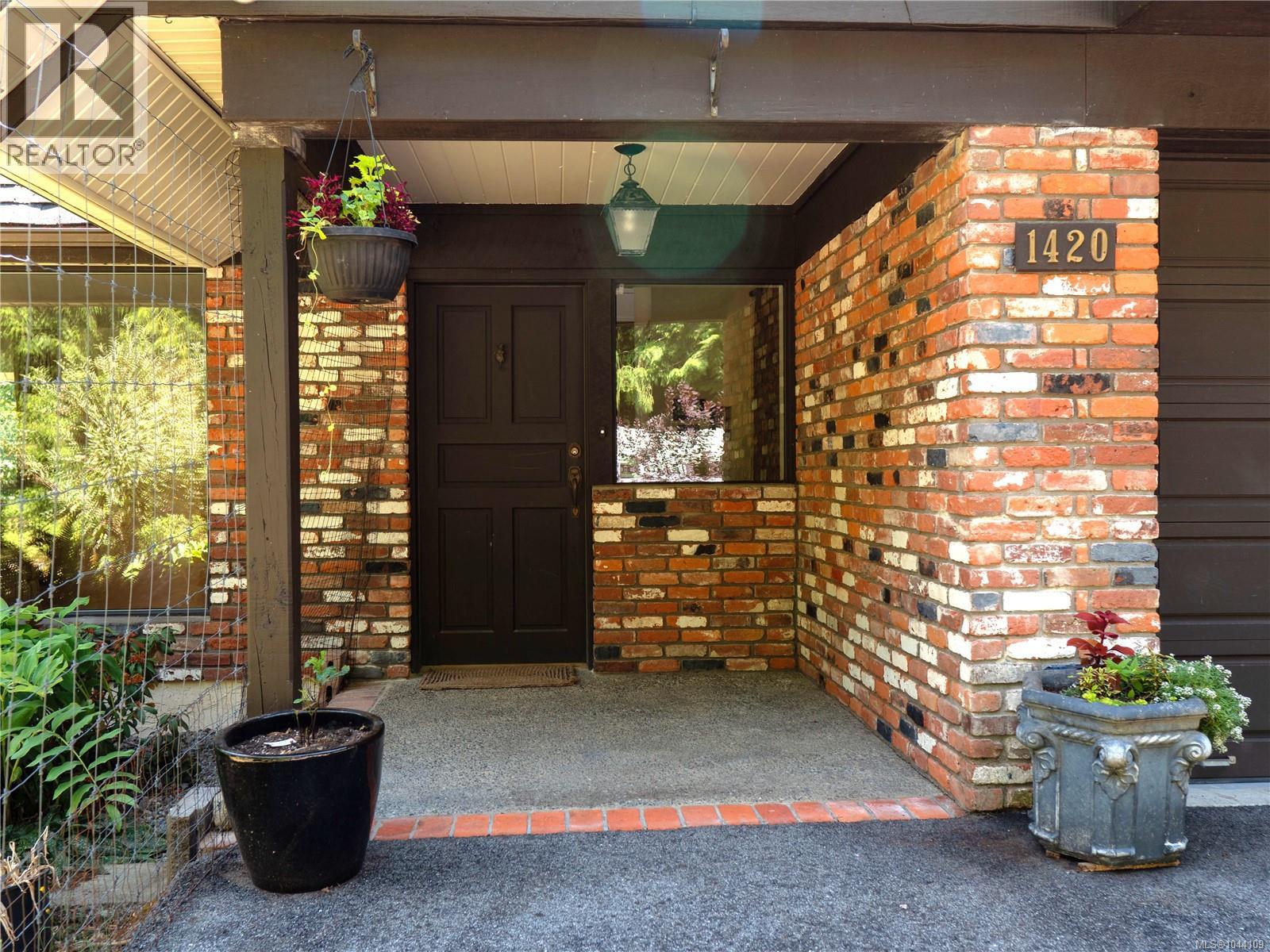 1420 Campbell Rd - 6