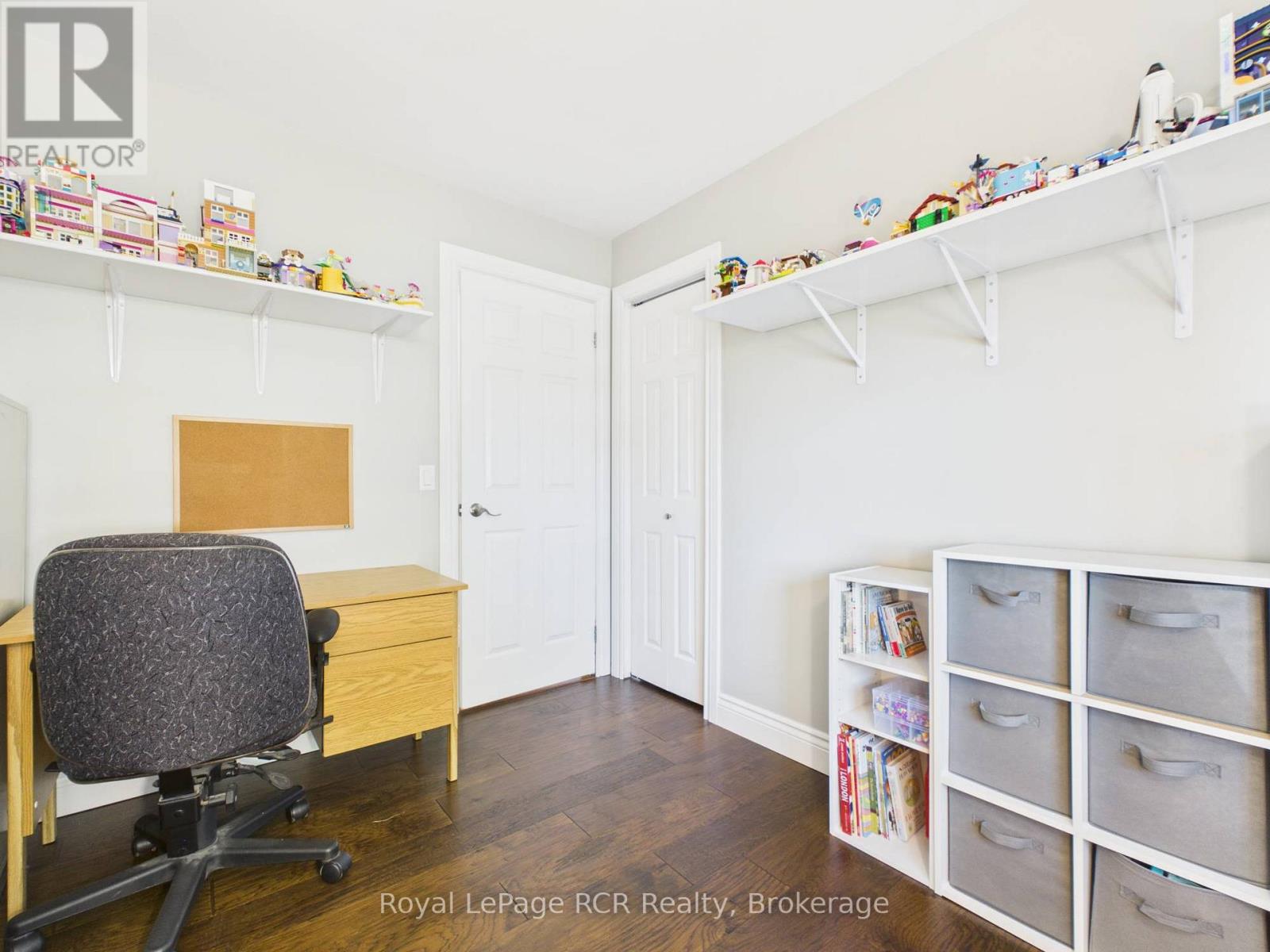 796 LAKE RANGE DRIVE - 24