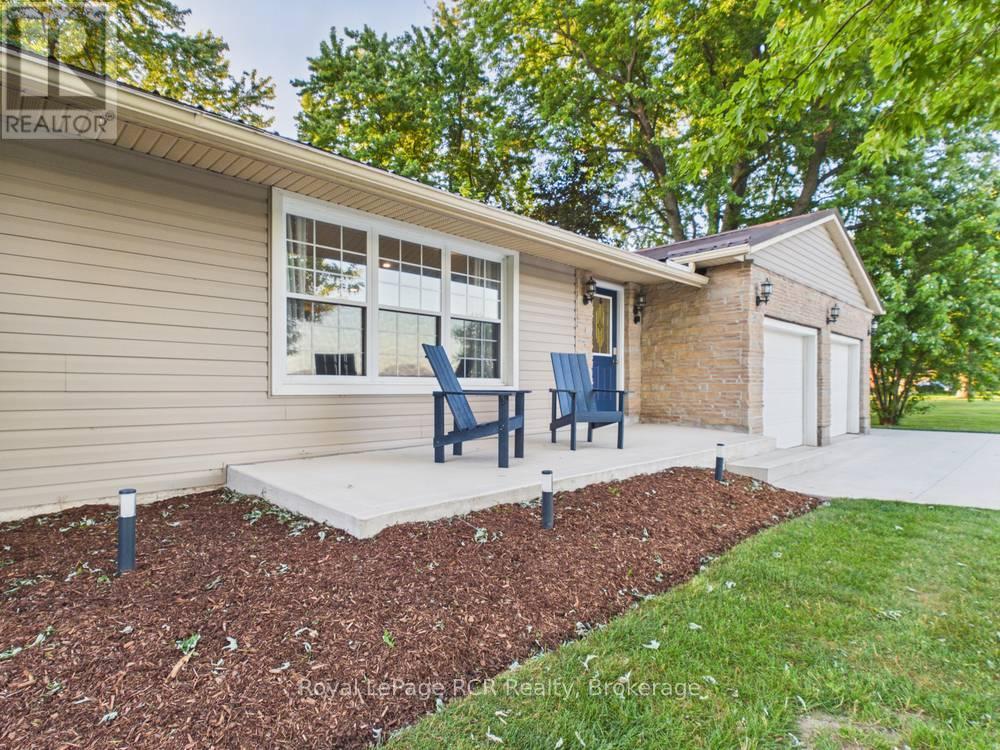 796 LAKE RANGE DRIVE - 42