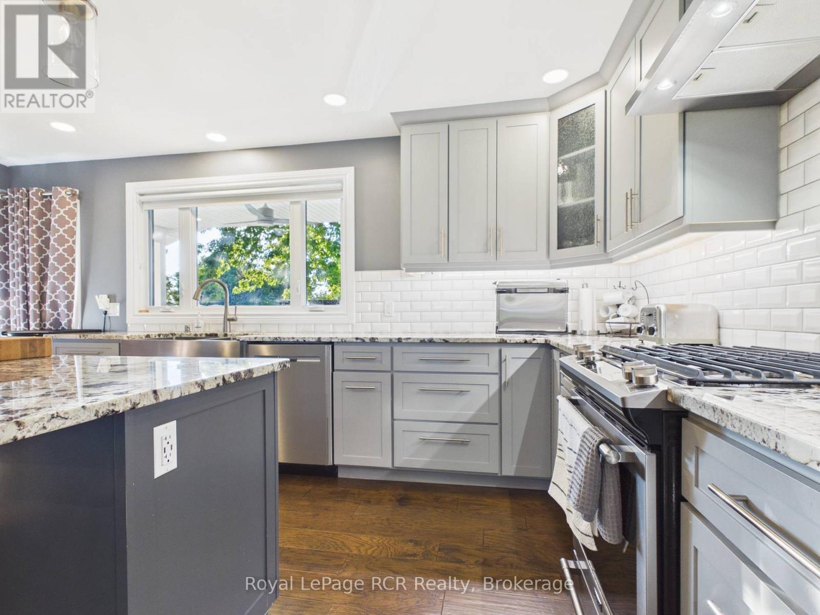 796 LAKE RANGE DRIVE - 9