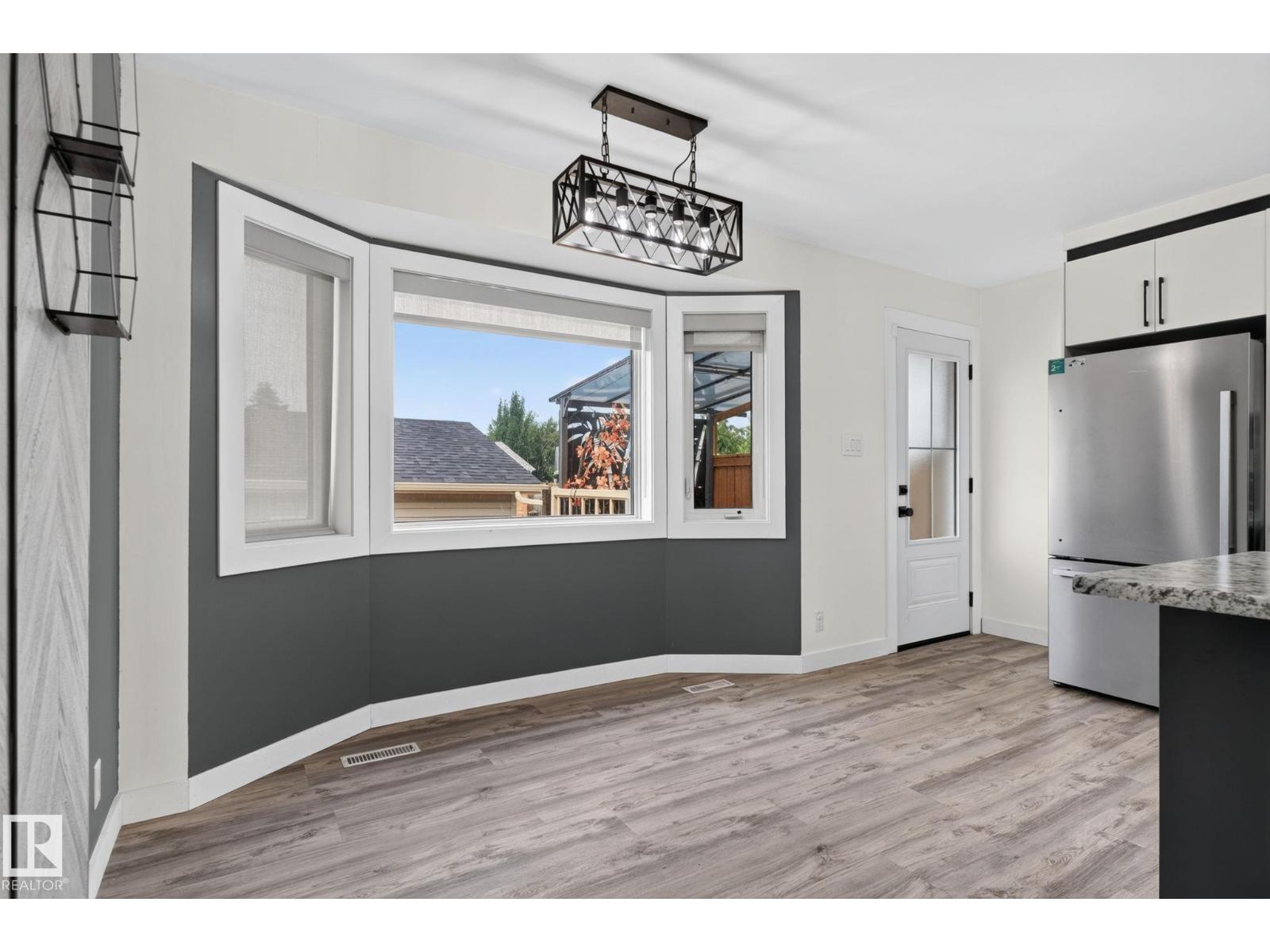 9530 174 AV NW - 20
