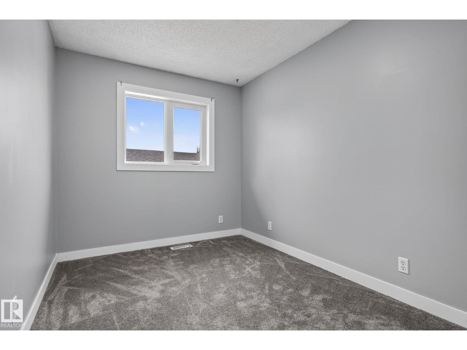 9530 174 AV NW - 22