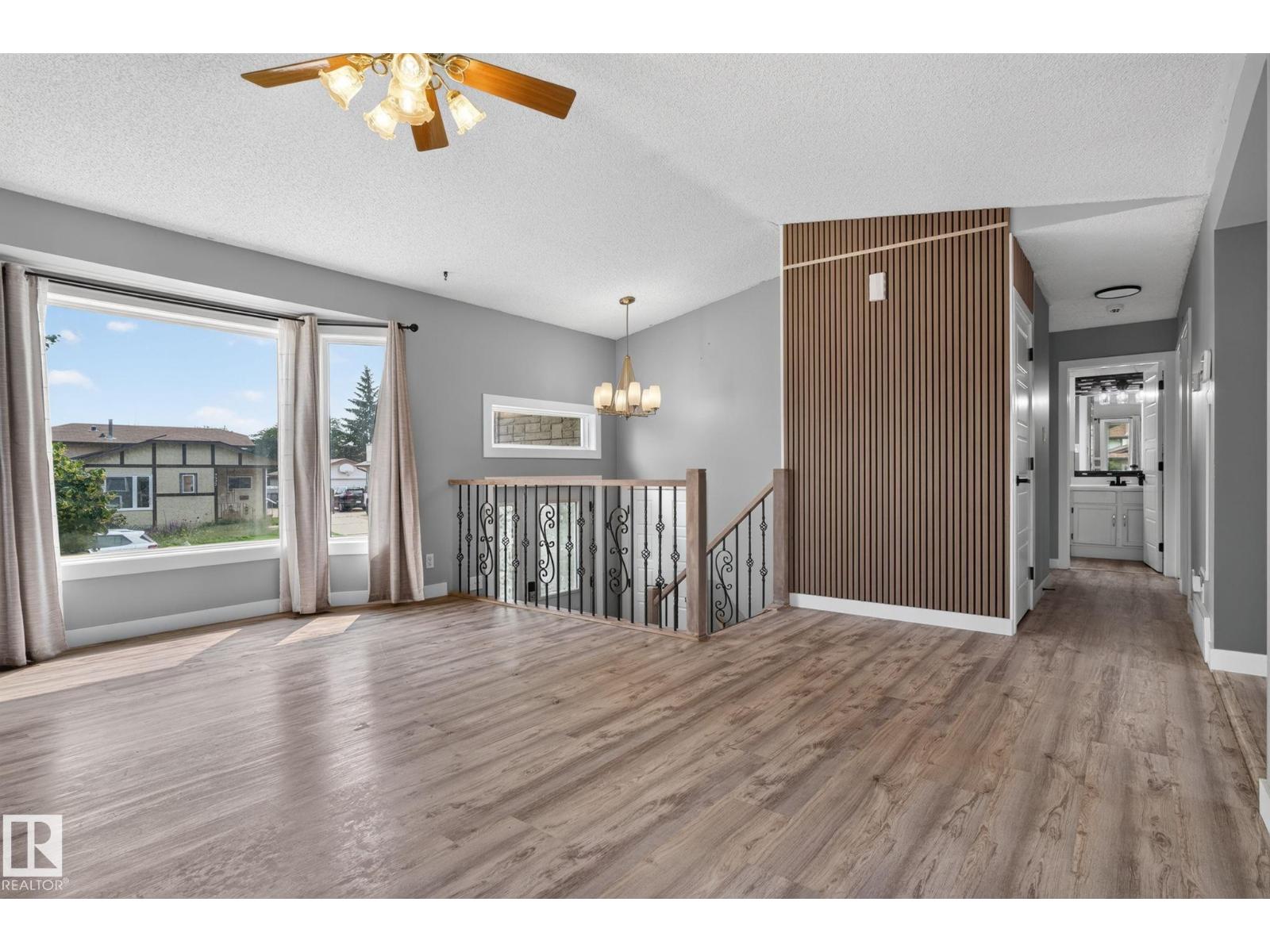9530 174 AV NW - 13
