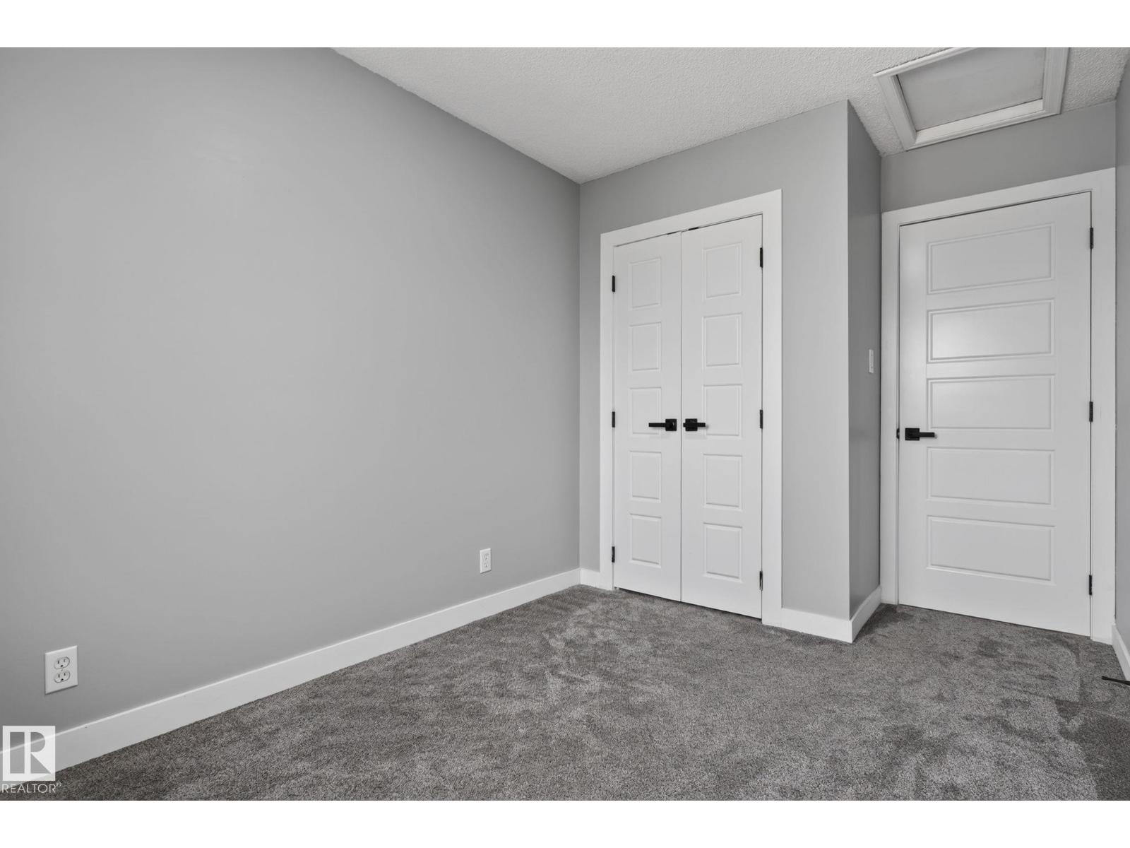 9530 174 AV NW - 24