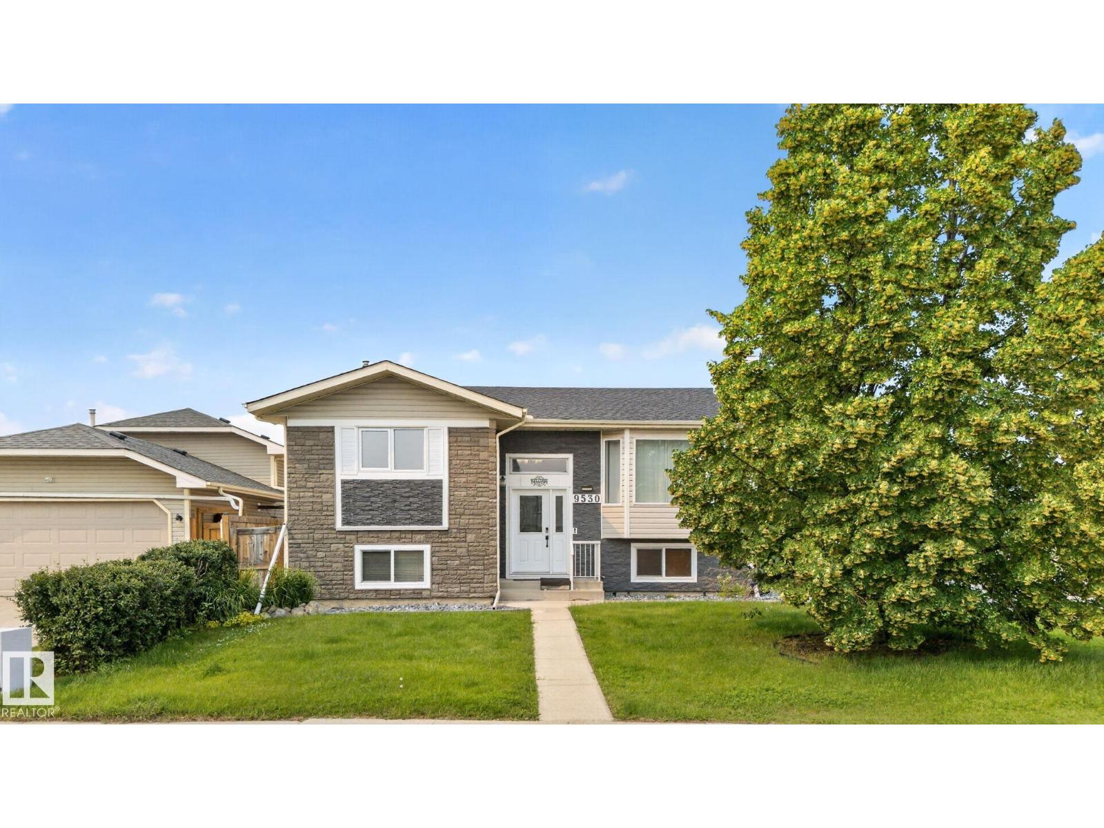 9530 174 AV NW - 68