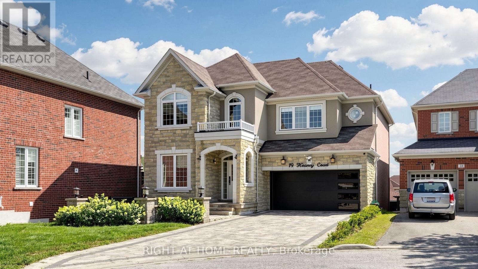 19 HEANEY COURT - 1