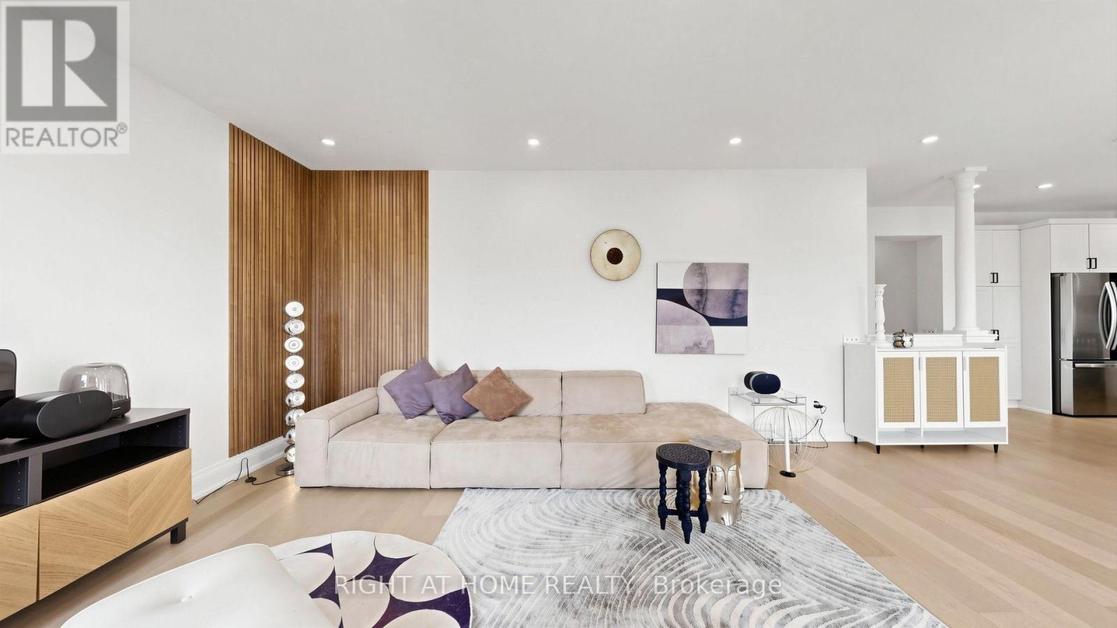 19 HEANEY COURT - 13