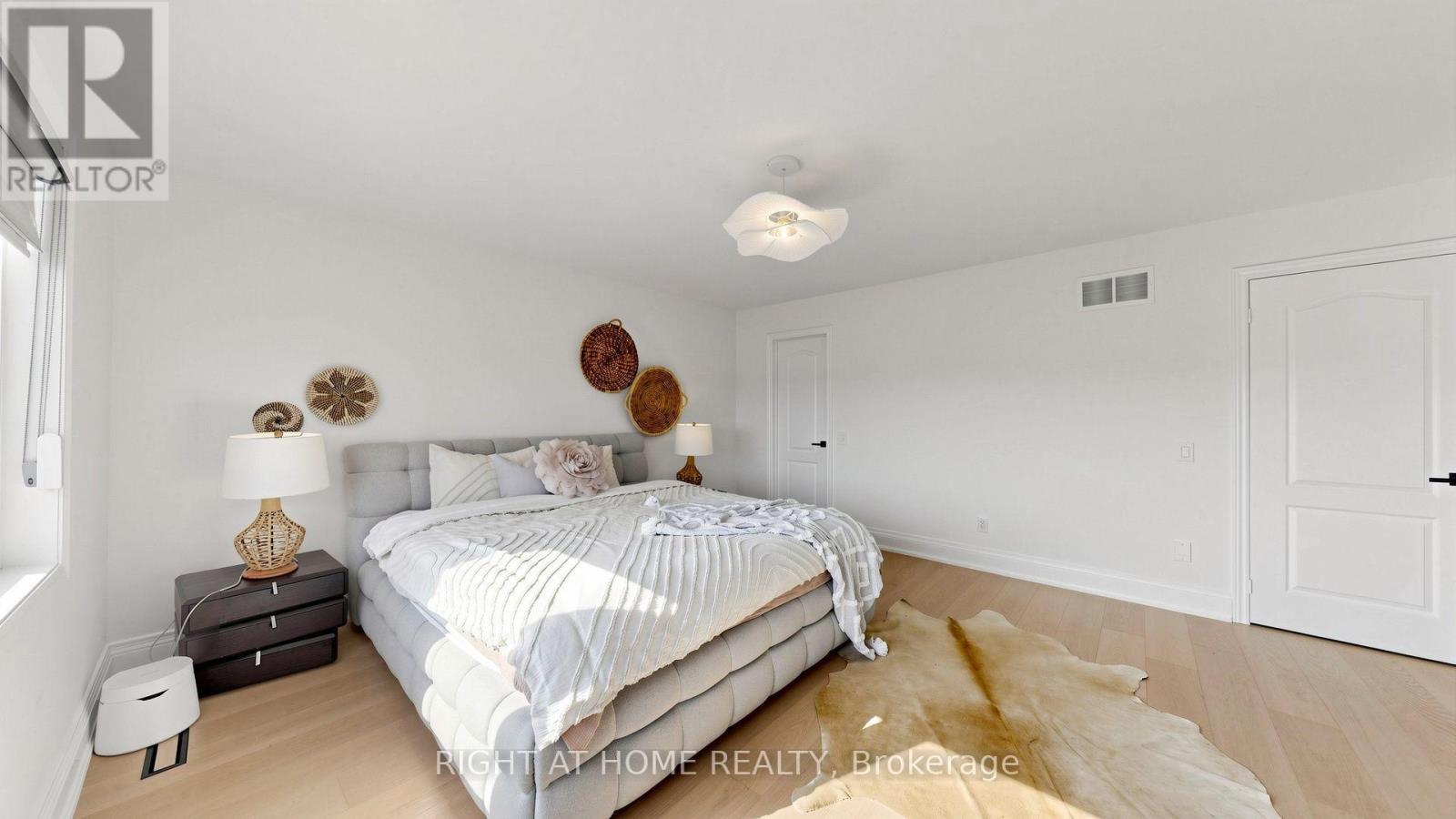 19 HEANEY COURT - 26