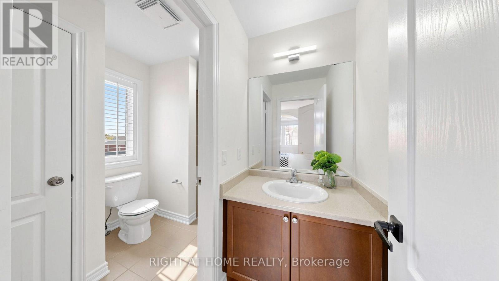 19 HEANEY COURT - 36