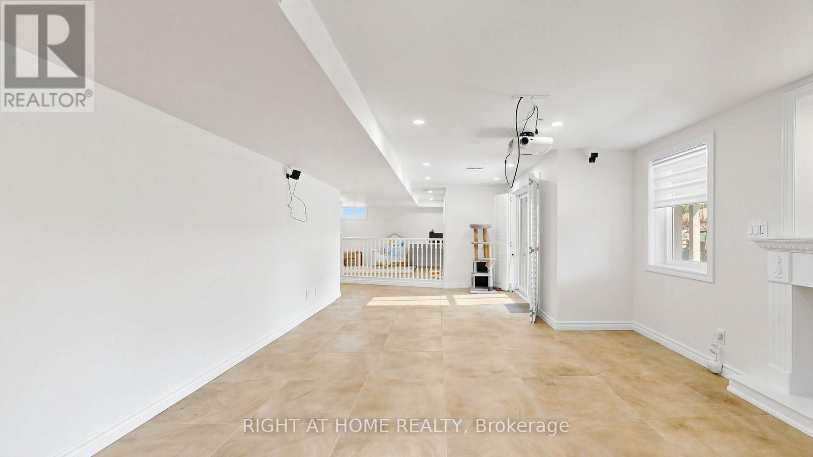 19 HEANEY COURT - 39