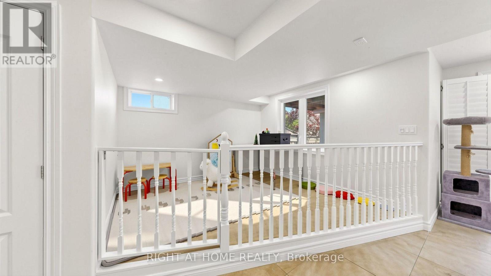 19 HEANEY COURT - 40