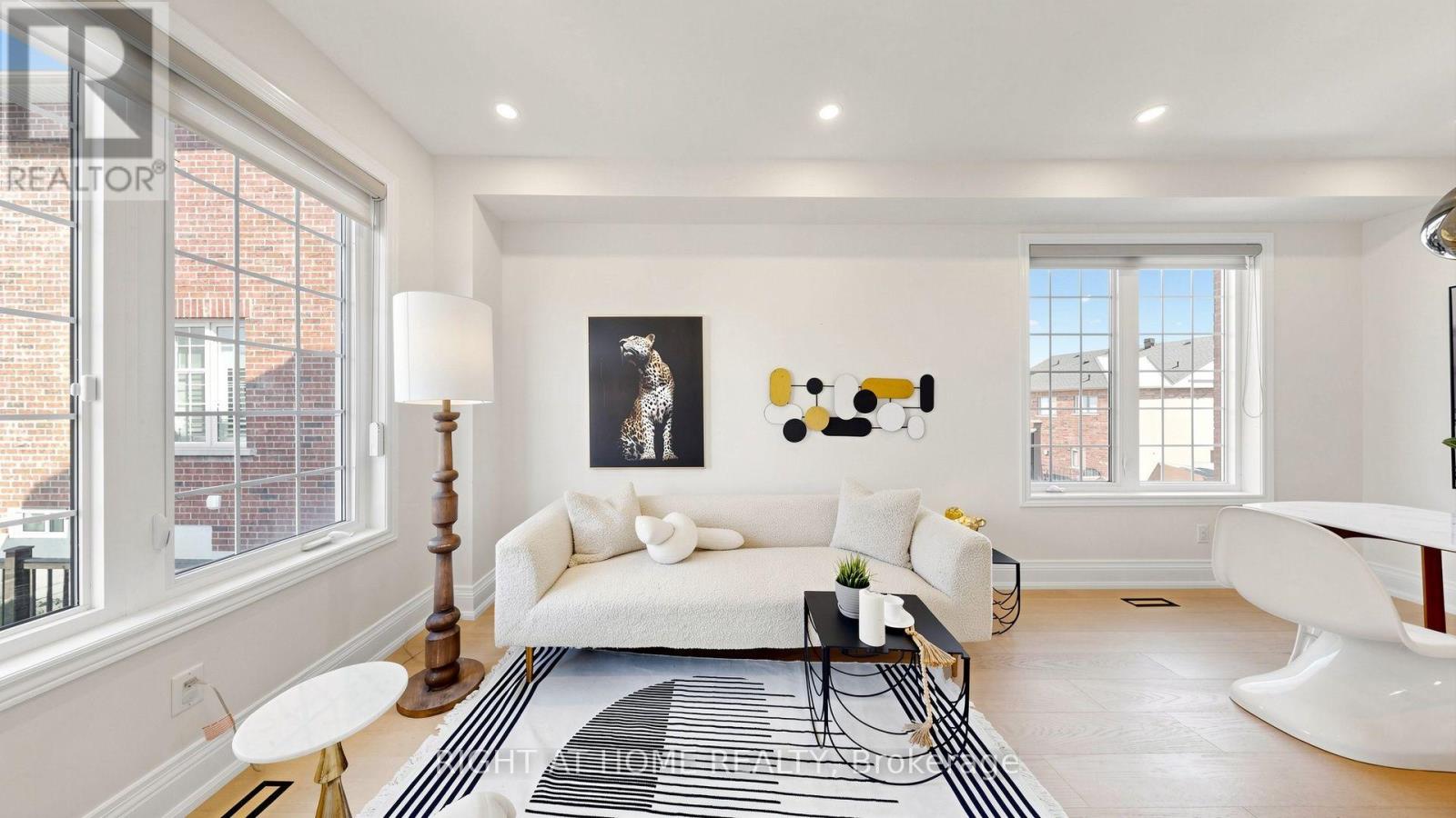 19 HEANEY COURT - 5