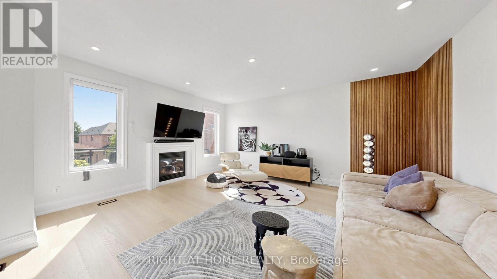 19 HEANEY COURT - 9