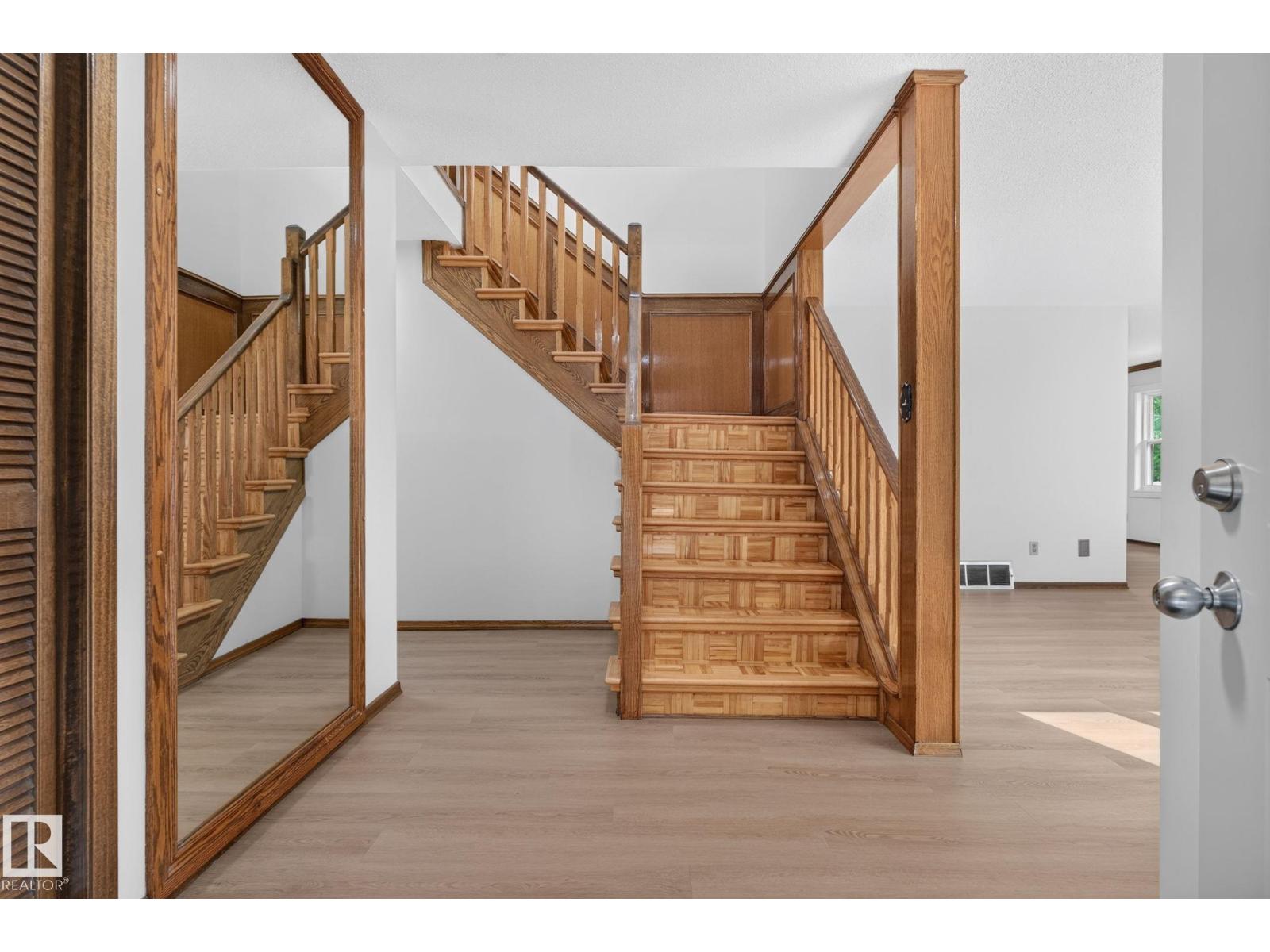 12121 42 ST NW - Image 11