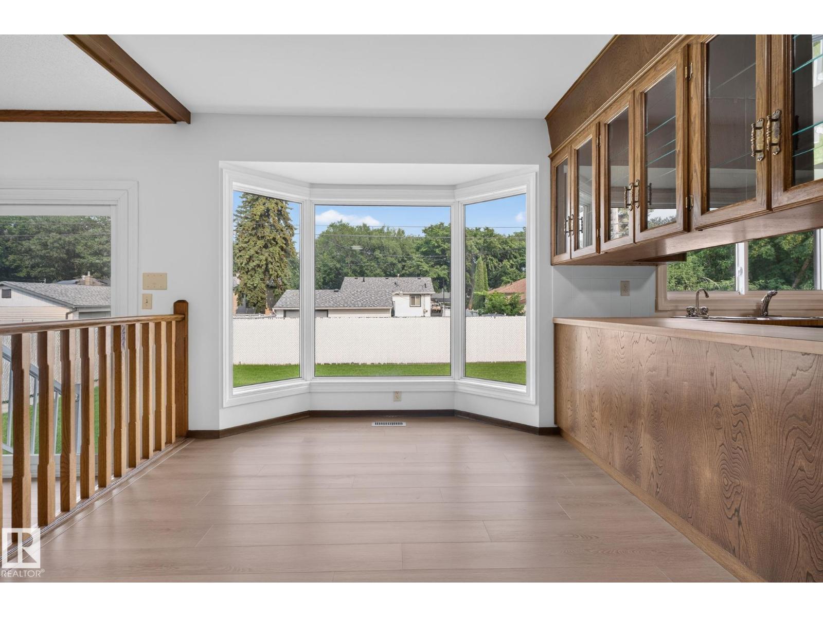 12121 42 ST NW - Image 27