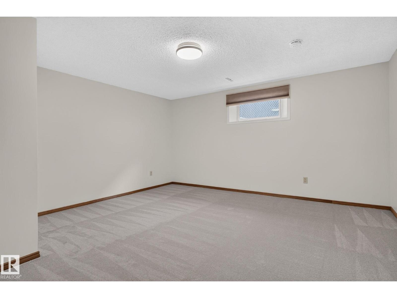 12121 42 ST NW - Image 64